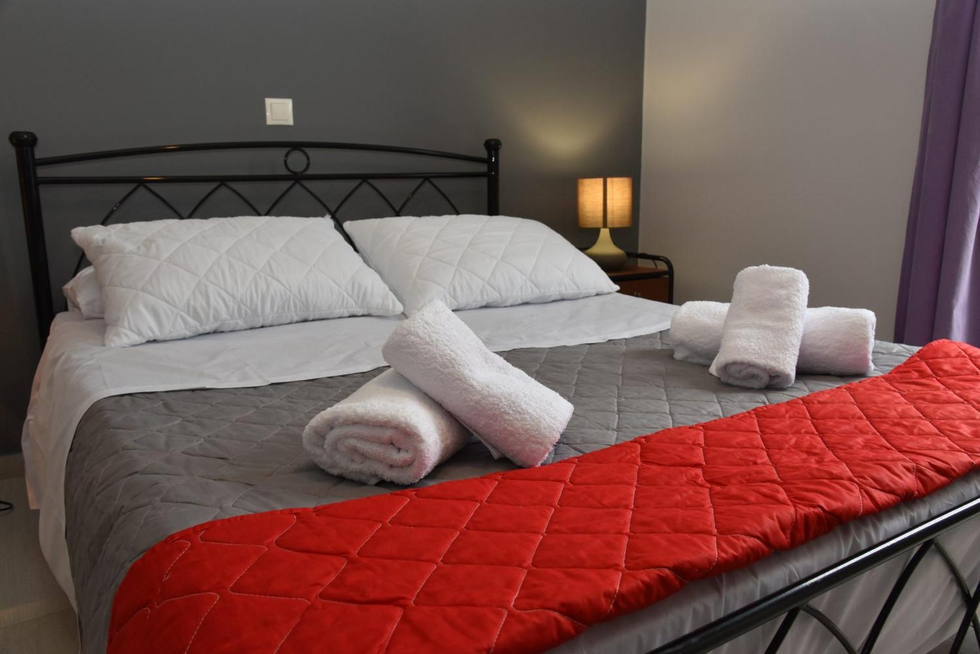 Andros Guesthouses Apartamento *